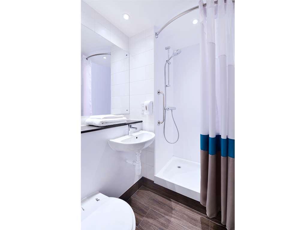 Mercure London Gatwick Airport Horley Dış mekan fotoğraf