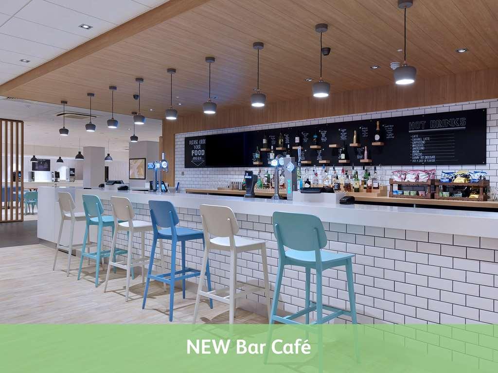 Mercure London Gatwick Airport Horley Restoran fotoğraf
