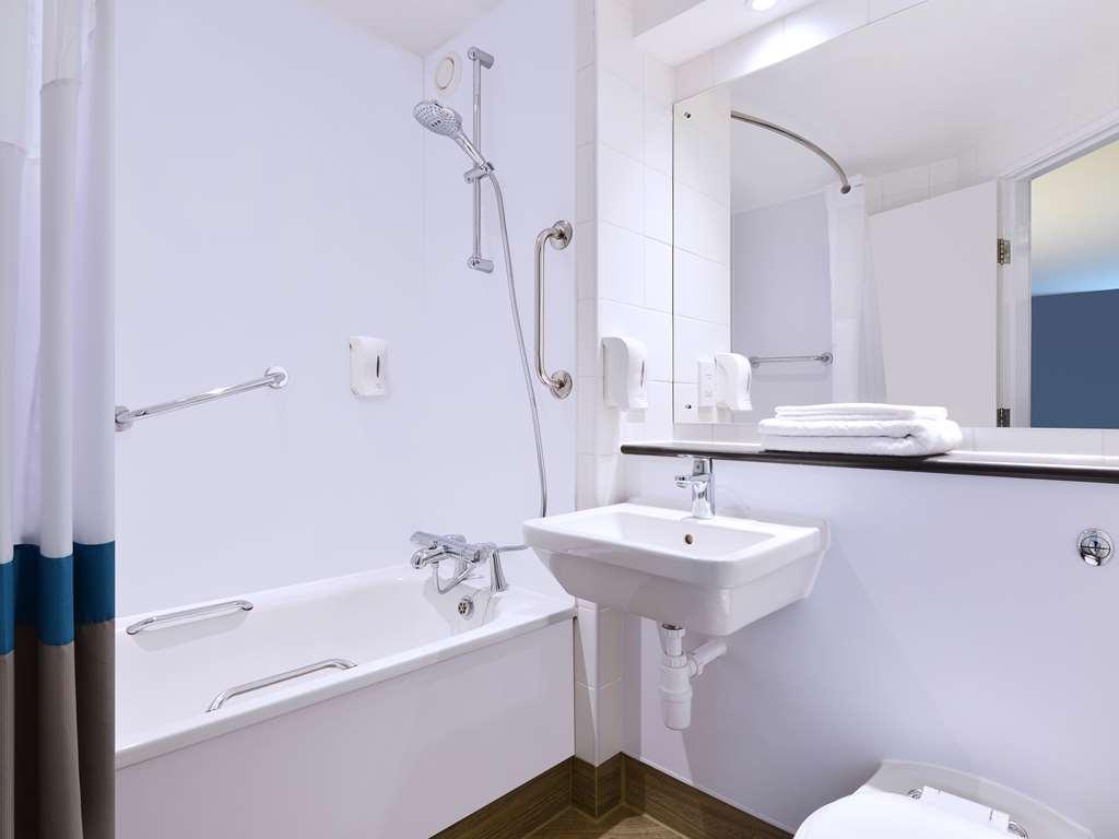 Mercure London Gatwick Airport Horley Oda fotoğraf