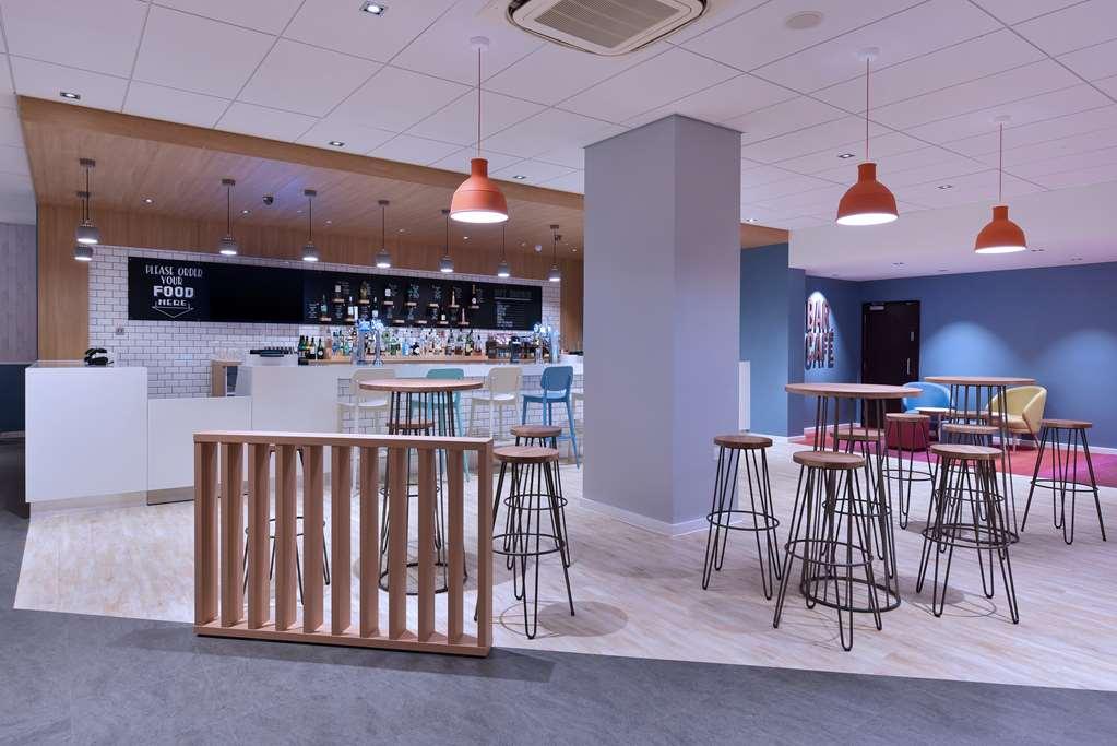 Mercure London Gatwick Airport Horley Restoran fotoğraf