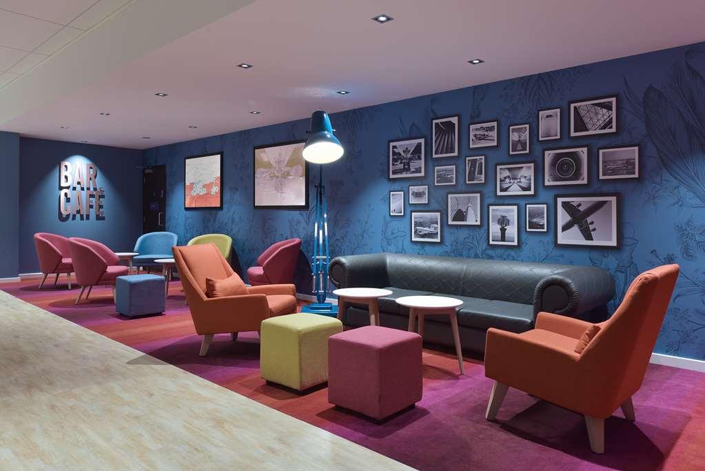 Mercure London Gatwick Airport Horley Restoran fotoğraf