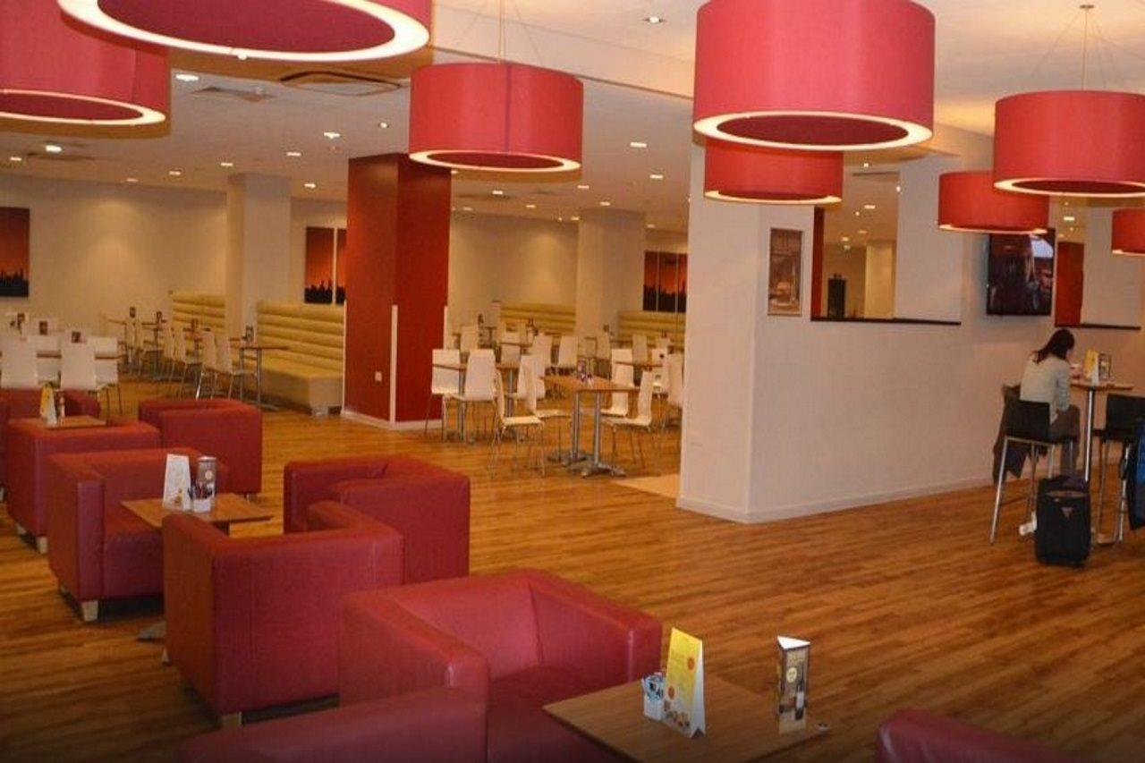 Mercure London Gatwick Airport Horley Dış mekan fotoğraf