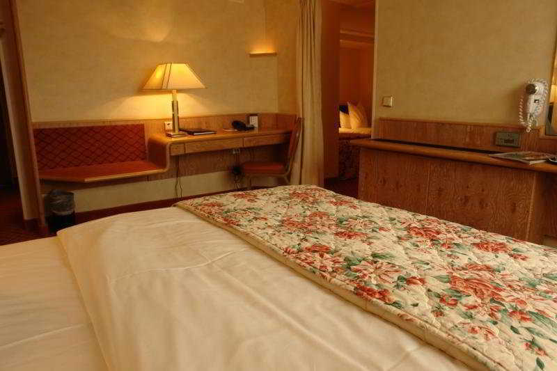 Mercure London Gatwick Airport Horley Oda fotoğraf