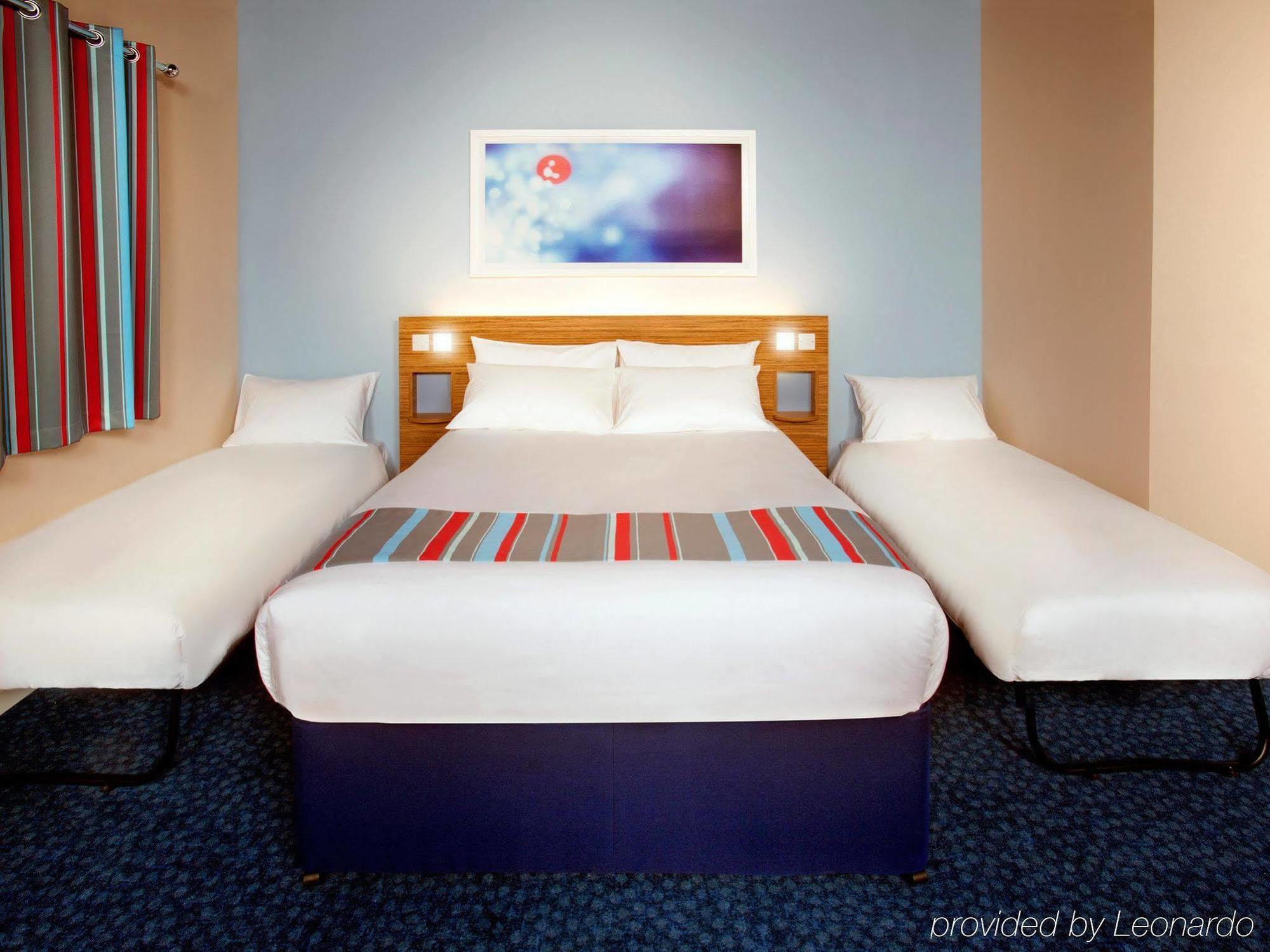 Mercure London Gatwick Airport Horley Dış mekan fotoğraf
